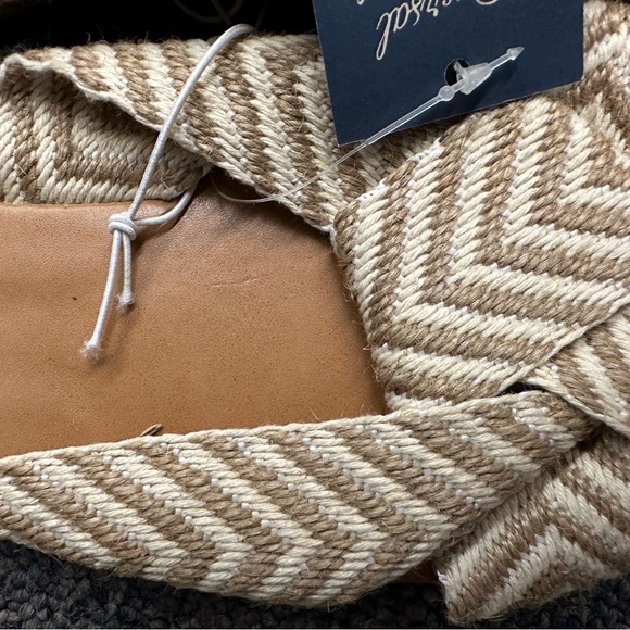 Uncommon threads flat slides - Picture 4 of 5